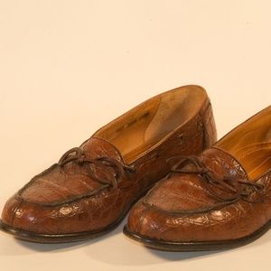 Zelli Genuine Crocodile Bow Tie Slip On